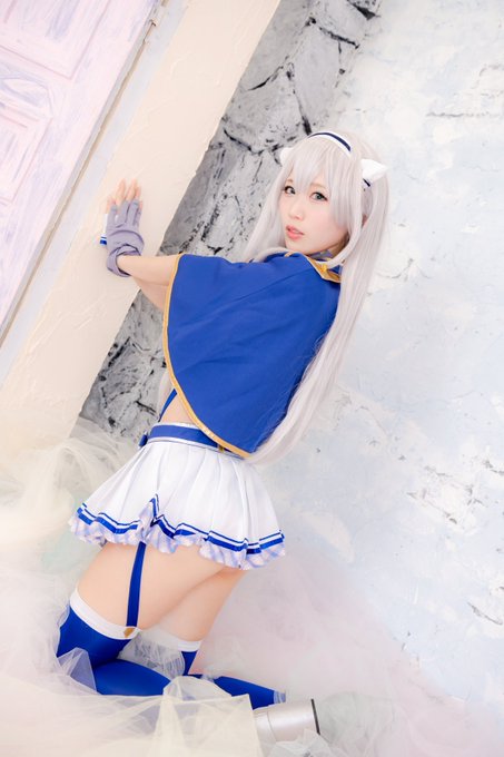 白猫とルミア。#いいニーハイの日 #ロクアカ 白猫とルミア。#いいニーハイの日 #ロクアカ