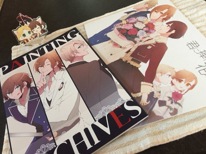 綾斗さんの御本とアクキー届きました!!!!イラスト本は今にもキャラが動き出すのでは?と思うほどつい見入ってしまう作品ばか 綾斗さんの御本とアクキー届きました!!!!イラスト本は今にもキャラが動き出すのでは?と思うほどつい見入ってしまう作品ばか