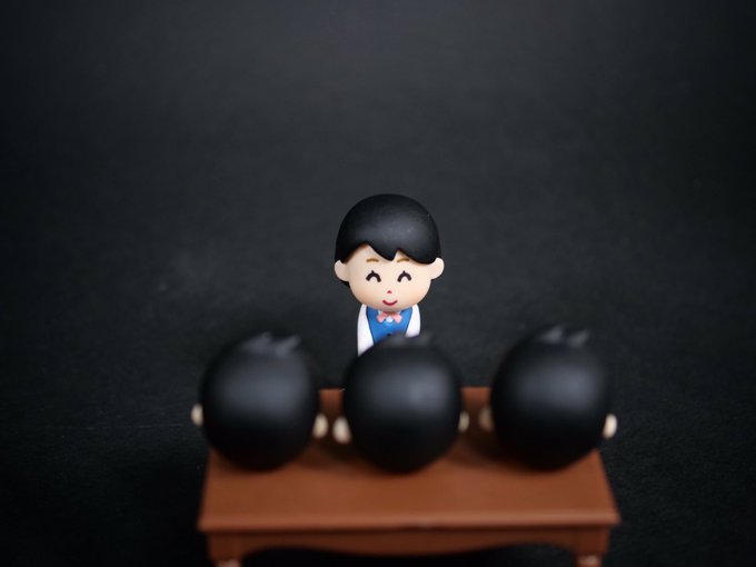 今まで付き合ってきた男の頭部を集めることが趣味のOL 今まで付き合ってきた男の頭部を集めることが趣味のOL