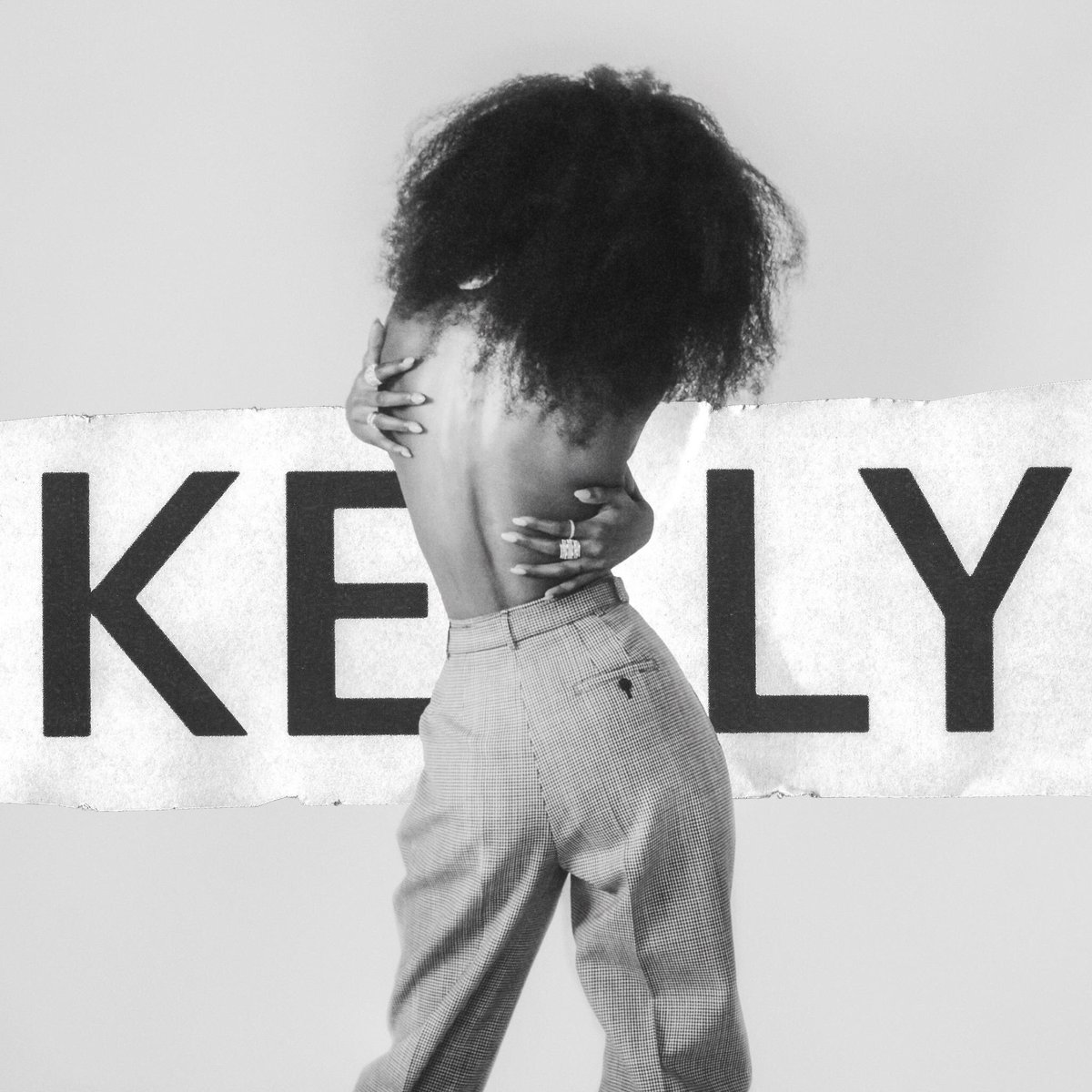 RT @RealMichelleW: Love it! @KELLYROWLAND’s new single “Kelly” is available now! ❤️ #GoKellyGo https://t.co/5Z7XqNo2MP
