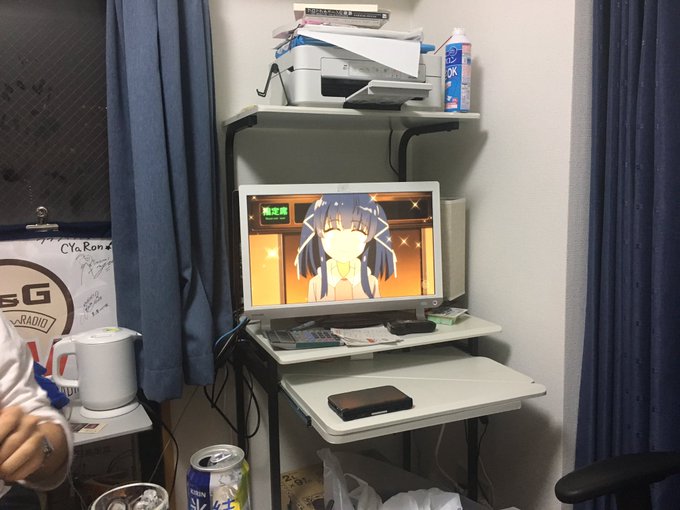 メルヘンメドヘン鑑賞会でクソ盛り上がってる メルヘンメドヘン鑑賞会でクソ盛り上がってる
