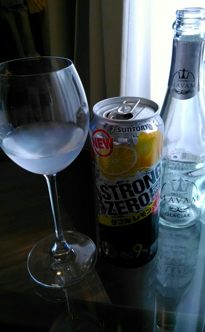 おしゃんにストロングをキメ、布教しっこ。私は将国のアルタイルと落語心中を習い、バジリスクとヒプマイをプレゼンした。 おしゃんにストロングをキメ、布教しっこ。私は将国のアルタイルと落語心中を習い、バジリスクとヒプマイをプレゼンした。