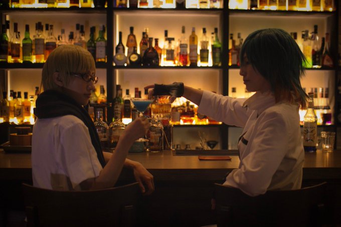 【コスプレ】ガッチャマン クラウズ橘 清音:透奈枇々木 丈:おぼろPHOTO:もっちー本物のバーでも写真が撮れたんです! 【コスプレ】ガッチャマン クラウズ橘 清音:透奈枇々木 丈:おぼろPHOTO:もっちー本物のバーでも写真が撮れたんです!