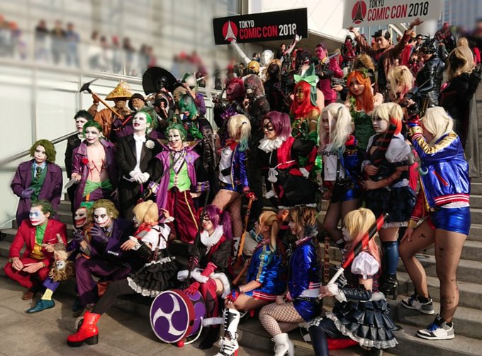 しかもジョーカーレイヤーさん男性が多いせいか皆で並ぶと自分が小さめでバカ殿感が増してたwwで、でもニンジャバットマンのジ しかもジョーカーレイヤーさん男性が多いせいか皆で並ぶと自分が小さめでバカ殿感が増してたwwで、でもニンジャバットマンのジ