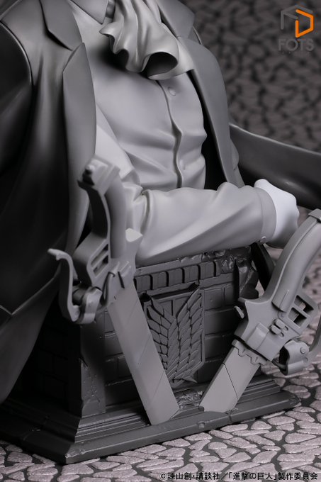 【お知らせ】進撃の巨人より『リヴァイ』 胸像フィギュア 原型グレーver、カラーver本日は商品写真をそれぞれ1枚だけお 【お知らせ】進撃の巨人より『リヴァイ』 胸像フィギュア 原型グレーver、カラーver本日は商品写真をそれぞれ1枚だけお
