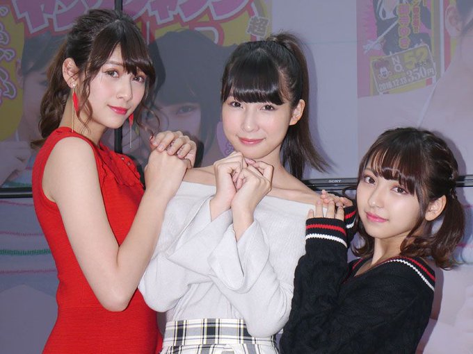 一騎当千の強者がそろった! 川崎あや・アンジェラ芽衣・十味が「ヤングジャンプ」表紙に 一騎当千の強者がそろった! 川崎あや・アンジェラ芽衣・十味が「ヤングジャンプ」表紙に