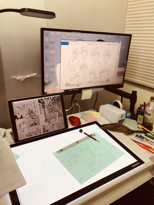 スタジオさん訪問!✏️ブルーノ王子📗の作画作業中のところをお邪魔したました💫師匠〜〜〜〜〜!!!#劇場版ハイネ#王室教師 スタジオさん訪問!✏️ブルーノ王子📗の作画作業中のところをお邪魔したました💫師匠〜〜〜〜〜!!!#劇場版ハイネ#王室教師