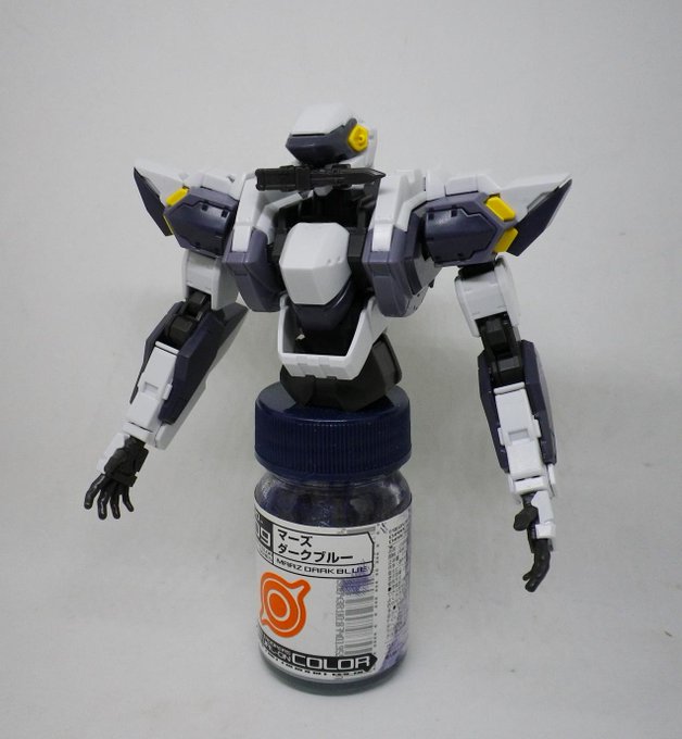 #フルメタルパニック #フルメタ 1/60アーバレストVerⅣ製作中。上半身組めた。腕長くね?濃いブルーのとこは、このマ #フルメタルパニック #フルメタ 1/60アーバレストVerⅣ製作中。上半身組めた。腕長くね?濃いブルーのとこは、このマ