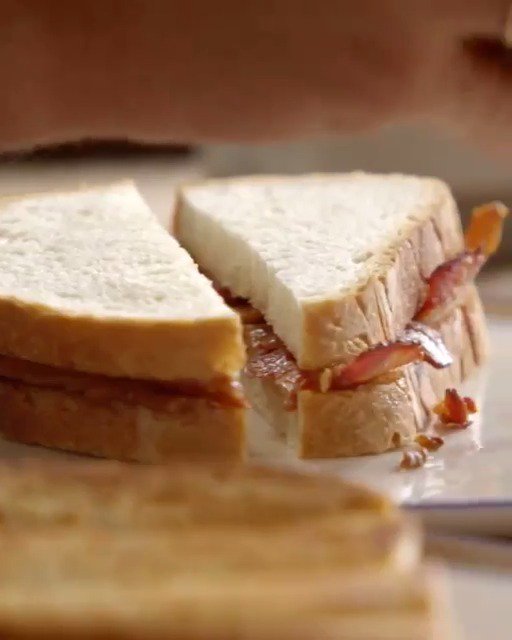 How do you like your #BaconSandwich?

#Hello2019 https://t.co/7SLW1kJ9Qi