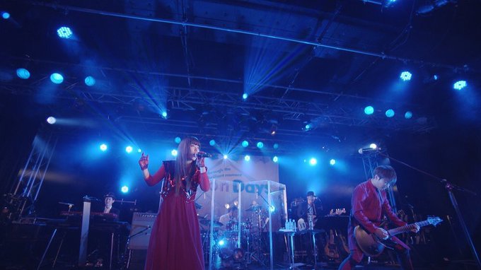 今夜23時から放送の #Anisondays オーバーロードIII OPテーマ「VORACITY」生バンドでのライブ映像 今夜23時から放送の #Anisondays オーバーロードIII OPテーマ「VORACITY」生バンドでのライブ映像