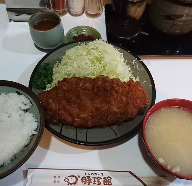 晩ごはんだー!新宿西口に用があったので、そのまま久しぶりにとんかつDJアゲ太郎定番とんかつをボリュームたっぷり大満足!! 晩ごはんだー!新宿西口に用があったので、そのまま久しぶりにとんかつDJアゲ太郎定番とんかつをボリュームたっぷり大満足!!