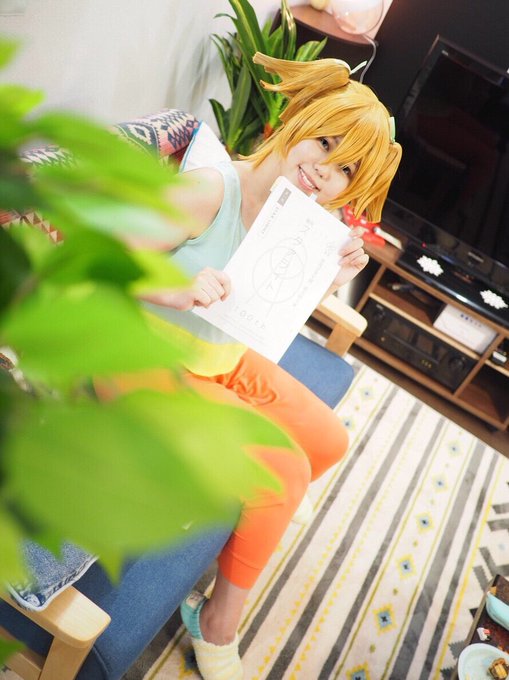 【遅報】昨日は少女歌劇☆レヴュースタァライト✨の九九組寮併せに大場なな🍌で参加してきました💛台本やiPhoneケース、バ 【遅報】昨日は少女歌劇☆レヴュースタァライト✨の九九組寮併せに大場なな🍌で参加してきました💛台本やiPhoneケース、バ