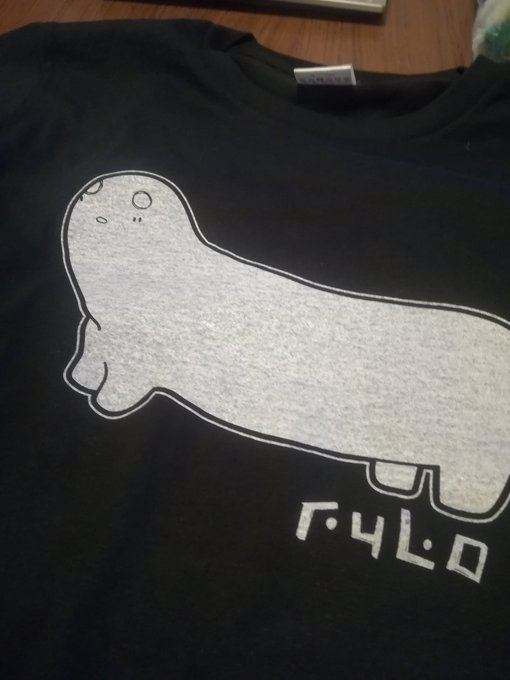 新しいTシャツ届いた٩( 'ω' )و 少女終末旅行のぬこです 新しいTシャツ届いた٩( 'ω' )و 少女終末旅行のぬこです