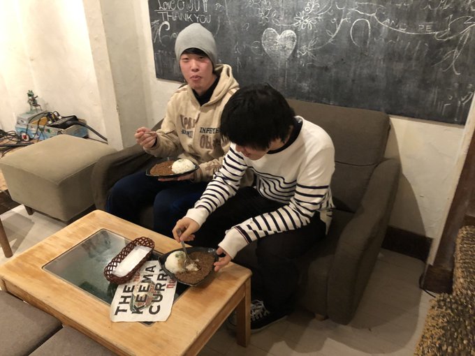 今日のライブは楽しかった✨ラノさんの春の歌は前も聞いたけどタンバリンを足にはめたり印象に残ってていい歌だなぁと思ったし😊 今日のライブは楽しかった✨ラノさんの春の歌は前も聞いたけどタンバリンを足にはめたり印象に残ってていい歌だなぁと思ったし😊