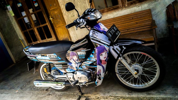 インドネシア の 痛車 : 七瀬佳乃 Wake Up, Girls ! on Honda Dream/Kirana インドネシア の 痛車 : 七瀬佳乃 Wake Up, Girls ! on Honda Dream/Kirana