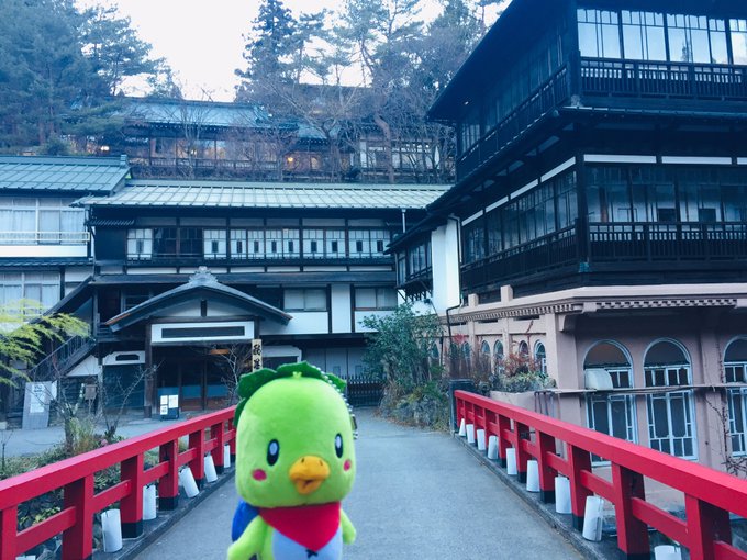 群馬県四万温泉♨️🐒積善館⛩良い油屋(湯屋)ですよ今回は本館3階部屋🍵#かくりよの宿飯 の皆も連れてきた(⌯˃̶᷄ ⁻̫ 群馬県四万温泉♨️🐒積善館⛩良い油屋(湯屋)ですよ今回は本館3階部屋🍵#かくりよの宿飯 の皆も連れてきた(⌯˃̶᷄ ⁻̫