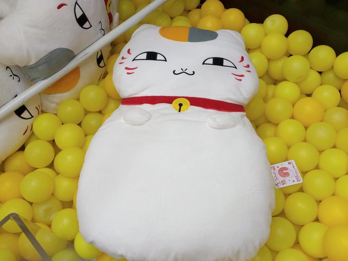 💚1階登場中💚#夏目友人帳 にゃんこ先生のおおきなクッションが新登場!!かわいいにゃんこ先生がかなりのビッグサイズ!!! 💚1階登場中💚#夏目友人帳 にゃんこ先生のおおきなクッションが新登場!!かわいいにゃんこ先生がかなりのビッグサイズ!!!