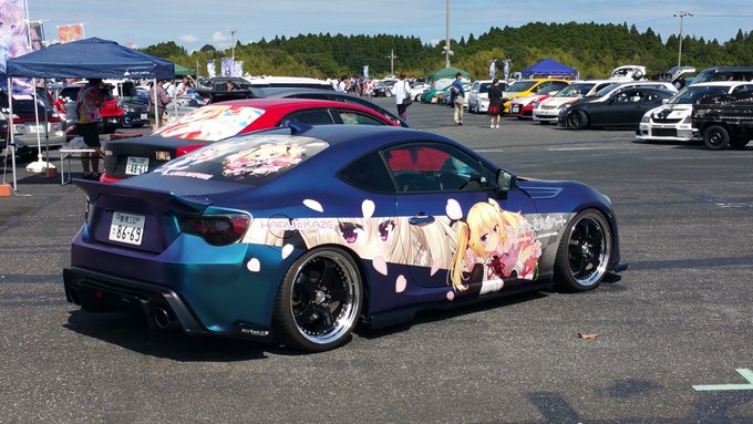 #今年仕様変更を振り返るノラとと貼ってフルエアロにしてホイール変えてステアリングとかエキマニ変えました。 #今年仕様変更を振り返るノラとと貼ってフルエアロにしてホイール変えてステアリングとかエキマニ変えました。