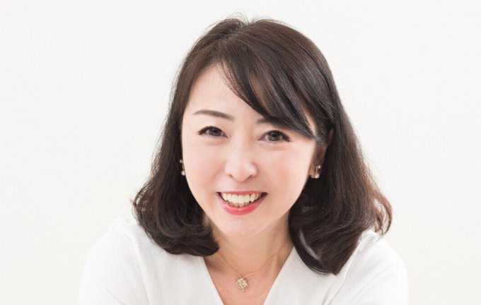 2019年2月創刊の『日経ARIA』に応援コメントが届いています。牛窪万里子さん/フリーアナウンサー「40代〜50代の女 2019年2月創刊の『日経ARIA』に応援コメントが届いています。牛窪万里子さん/フリーアナウンサー「40代〜50代の女