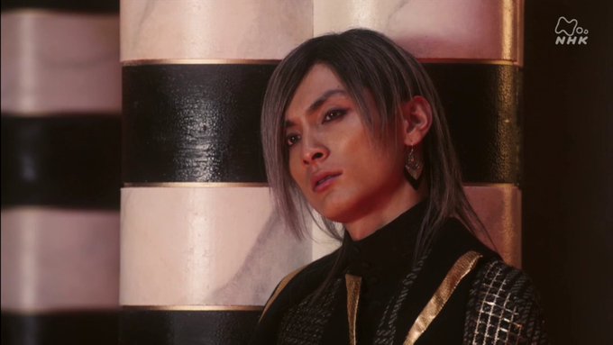 あんなに萌える鈴木亮平はなかなかないですよ!もちろん主にラウル王子関係でね!一刻も早い再放送希望!! #精霊の守り人 あんなに萌える鈴木亮平はなかなかないですよ!もちろん主にラウル王子関係でね!一刻も早い再放送希望!! #精霊の守り人