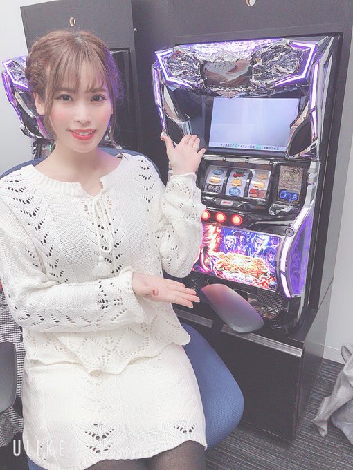 #サミー さんのショールームで新台の #蒼天の拳朋友 の試打をしてしました!2019年1月7日導入予定だそうです!絵も綺 #サミー さんのショールームで新台の #蒼天の拳朋友 の試打をしてしました!2019年1月7日導入予定だそうです!絵も綺