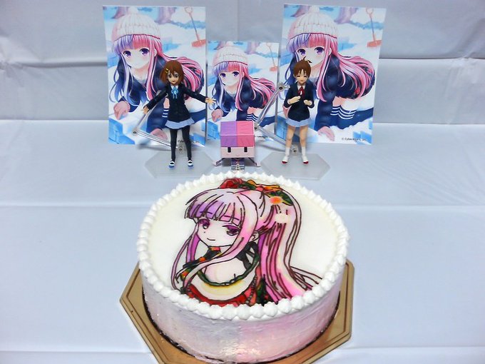 新垣雛菜ちゃん、お誕生日おめでとうございます!×2雛菜ちゃんの髪色と同じ2色のムースケーキ作りました♪2018マドンナ選 新垣雛菜ちゃん、お誕生日おめでとうございます!×2雛菜ちゃんの髪色と同じ2色のムースケーキ作りました♪2018マドンナ選