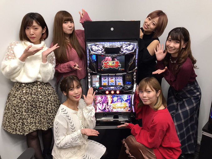 今日はレッスンの後#サミー さんのショールームに行ってきました⭐️2019年1月7日~導入予定の#蒼天の拳朋友 の試打を 今日はレッスンの後#サミー さんのショールームに行ってきました⭐️2019年1月7日~導入予定の#蒼天の拳朋友 の試打を