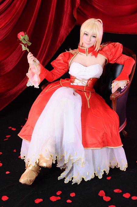 とりあえずコミケ一日目は東 ヌ47a でコスプレ写真集頒布してます。夏コミて頒布したやつと新作たぶん2つ(松月ちゃんとラ とりあえずコミケ一日目は東 ヌ47a でコスプレ写真集頒布してます。夏コミて頒布したやつと新作たぶん2つ(松月ちゃんとラ