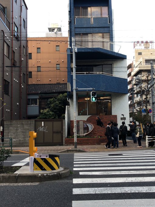 (笑〕じゅん散歩に遭遇した(^ ^)鬼平こと長谷川平蔵、遠山金四郎屋敷跡のモニュメントがあるところだ。 (笑〕じゅん散歩に遭遇した(^ ^)鬼平こと長谷川平蔵、遠山金四郎屋敷跡のモニュメントがあるところだ。