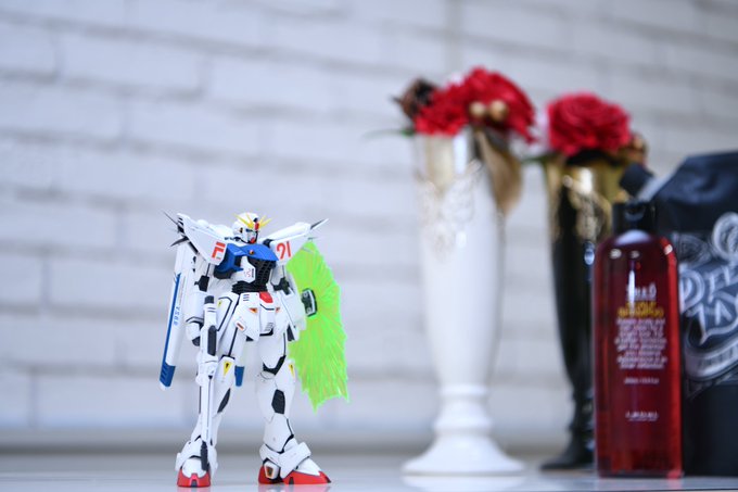 本日発売のMOOK「もっとガンプラ楽しもうwithガンダムビルドダイバーズ」に私の作例は載ってないですが、お気に入りの場 本日発売のMOOK「もっとガンプラ楽しもうwithガンダムビルドダイバーズ」に私の作例は載ってないですが、お気に入りの場