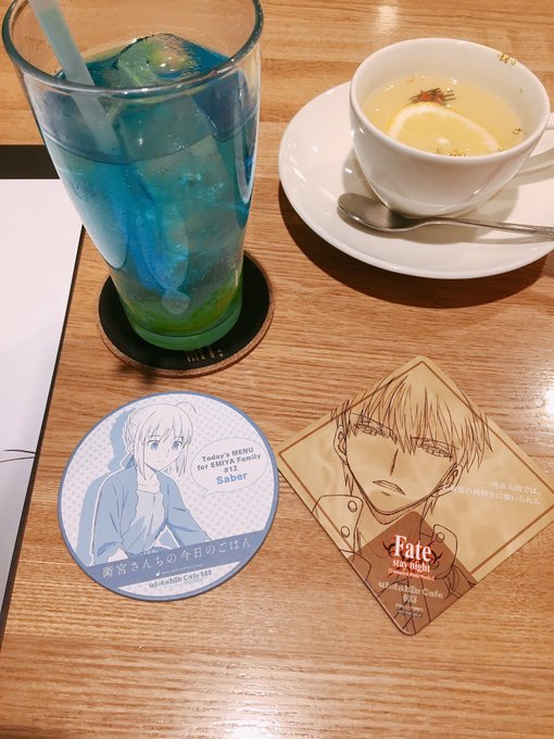 アルトリアとギルのドリンク飲んで、マーボー丼と凛の刻印移植カップたべた。愉悦😌アルトリアだけ衛宮ごはんのメニュー✨ アルトリアとギルのドリンク飲んで、マーボー丼と凛の刻印移植カップたべた。愉悦😌アルトリアだけ衛宮ごはんのメニュー✨
