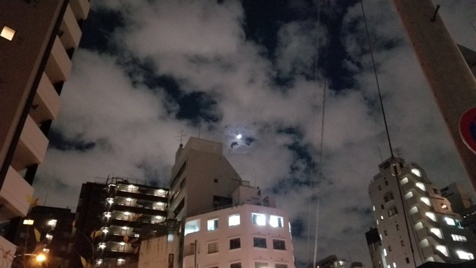 月がきれいだなぁ 月がきれいだなぁ