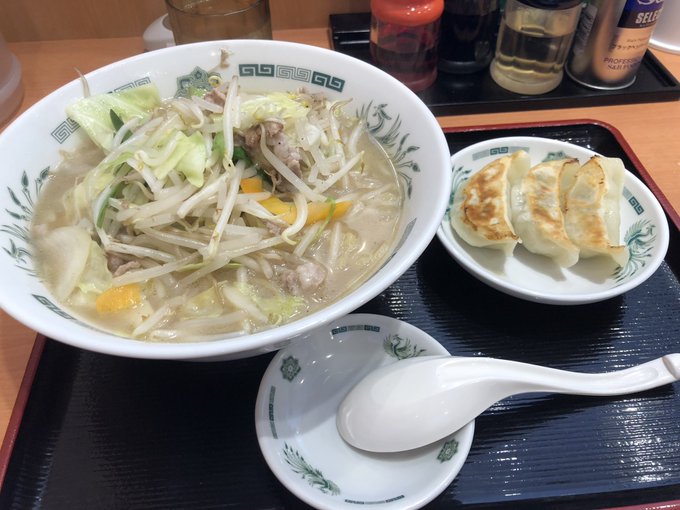 初めてZAQさんのワンマンライブ参加してきました〜!予習も兼ねてたくさんの曲を聴いた時からええ曲ばっかやーん、ってなって 初めてZAQさんのワンマンライブ参加してきました〜!予習も兼ねてたくさんの曲を聴いた時からええ曲ばっかやーん、ってなって