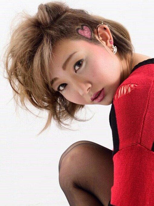 本日の営業時間は11:00~20:00、キャストは鈴木ゆき(16:00~19:00)です★クリスマスフェア初日!!#グリ 本日の営業時間は11:00~20:00、キャストは鈴木ゆき(16:00~19:00)です★クリスマスフェア初日!!#グリ