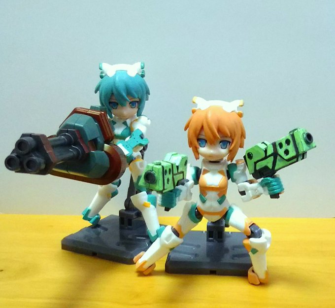 LBXカスタムウエポンで武装。武器塗装してみた。かなりムラあるけど、それなりに満足♪#デスクトップアーミー#ダンボール戦 LBXカスタムウエポンで武装。武器塗装してみた。かなりムラあるけど、それなりに満足♪#デスクトップアーミー#ダンボール戦