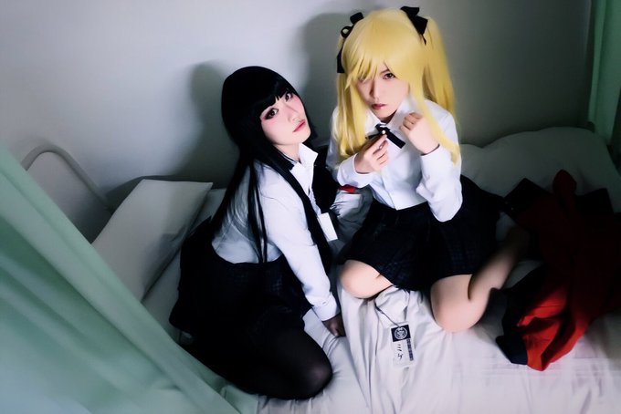 賭ケグルイ/※コスプレ百合注意蛇喰夢子( )早乙女芽亜里( )photo:三瓶真理( ) #賭ケグルイ#コスプレ#cos 賭ケグルイ/※コスプレ百合注意蛇喰夢子( )早乙女芽亜里( )photo:三瓶真理( ) #賭ケグルイ#コスプレ#cos