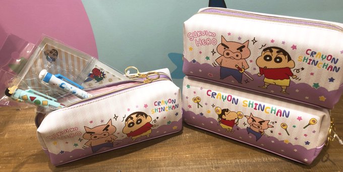 本日も明るくオープンしております☆新商品が入荷致しました〜!ダブルファスナーペンポーチ¥1580+税ファスナーが二ヶ所付 本日も明るくオープンしております☆新商品が入荷致しました〜!ダブルファスナーペンポーチ¥1580+税ファスナーが二ヶ所付