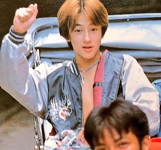 この子が小遣いにつられてオーディションを受け、大遅刻した上会場で延々寝ていたおかげで横山裕が生まれて生き急ぐような、止ま この子が小遣いにつられてオーディションを受け、大遅刻した上会場で延々寝ていたおかげで横山裕が生まれて生き急ぐような、止ま