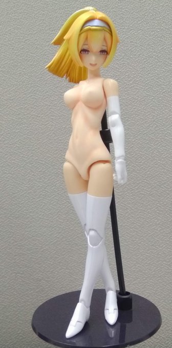 12/16トレジャーフェスタ有明2で販売します。1/12素体 4種 各¥1000 カラーレジンです。zygose ス21 12/16トレジャーフェスタ有明2で販売します。1/12素体 4種 各¥1000 カラーレジンです。zygose ス21