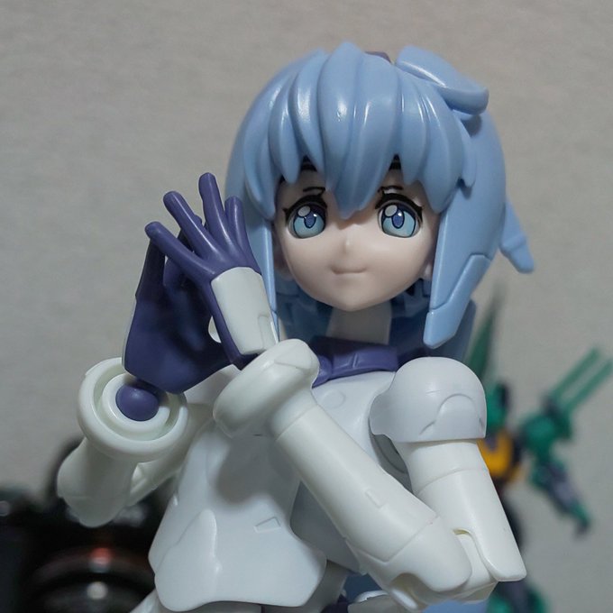 モビルドール サラ。ふと思い付きuvレジン使ったら化けた!瞳きらきら。#ガンプラ #ビルドダイバーズ モビルドール サラ。ふと思い付きuvレジン使ったら化けた!瞳きらきら。#ガンプラ #ビルドダイバーズ