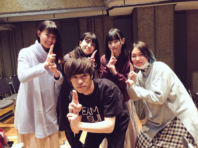 今日も無事に終了しましたー!!昼公演はBORUTOチーム、夜公演は信長くんと界人くんが観劇にきてくれました😭✨ありがとう 今日も無事に終了しましたー!!昼公演はBORUTOチーム、夜公演は信長くんと界人くんが観劇にきてくれました😭✨ありがとう
