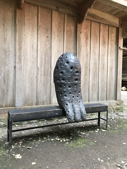 年明け Mac nakataの家にやって来る🎵この不思議な生き物(と思っている)との出会いは昨年群馬県「中之条ビエンナー 年明け Mac nakataの家にやって来る🎵この不思議な生き物(と思っている)との出会いは昨年群馬県「中之条ビエンナー