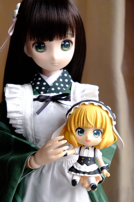 おはようございます千夜「マスター! お願いしてたシャロちゃんが宅配便でやって来ました~ ずいぶんちっちゃカワイくなったの おはようございます千夜「マスター! お願いしてたシャロちゃんが宅配便でやって来ました~ ずいぶんちっちゃカワイくなったの
