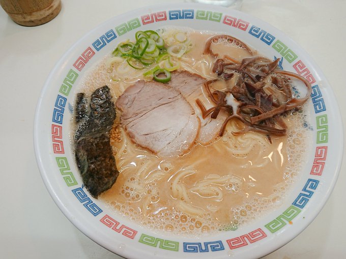 ラーメンもモツも変わらないけど、見た目が大きく変わった花山#君の膵臓をたべたい #モツだモツ #お泊まり旅行 #山内桜良 ラーメンもモツも変わらないけど、見た目が大きく変わった花山#君の膵臓をたべたい #モツだモツ #お泊まり旅行 #山内桜良