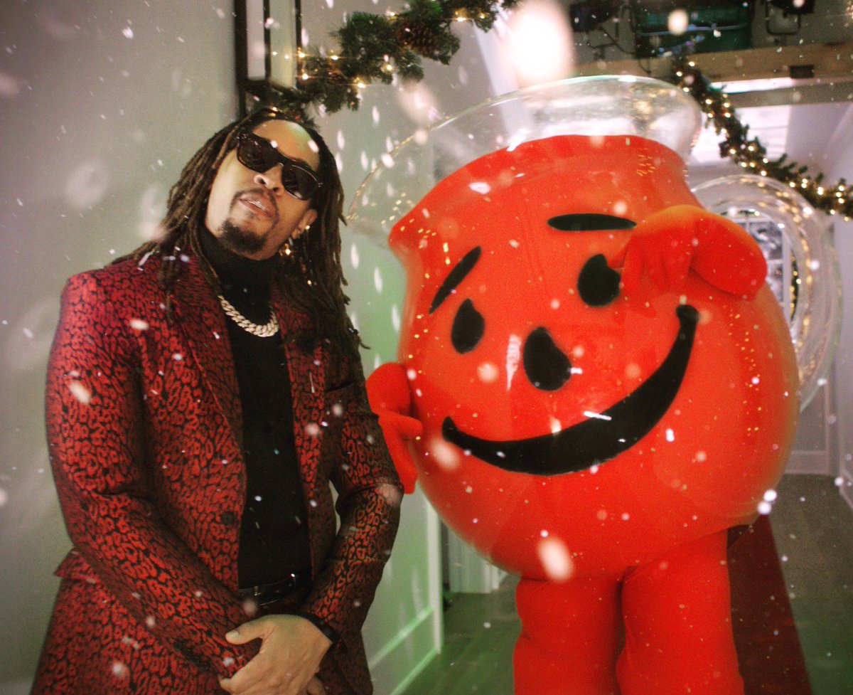 RT @KofieYeboah: Lil Jon and the Kool-Aid Man made a Christmas song and we're not talking about it enough.

https://t.co/XbJwQQVV84