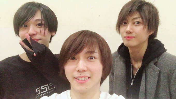 本日も舞台劇『からくりサーカス』の稽古!!今日から〜海里と小坂君が合流しました!!いや〜2人とも、、、本当に身長デッカい 本日も舞台劇『からくりサーカス』の稽古!!今日から〜海里と小坂君が合流しました!!いや〜2人とも、、、本当に身長デッカい