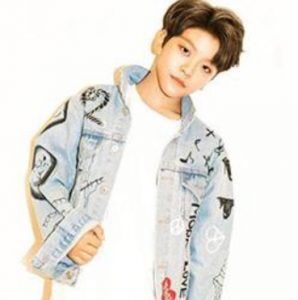RTで回ってきたぴりくゆに抱きつく男の子jypの弟分boystoryのシンロンくんらしいわね平均年齢12歳で中国デビュー RTで回ってきたぴりくゆに抱きつく男の子jypの弟分boystoryのシンロンくんらしいわね平均年齢12歳で中国デビュー