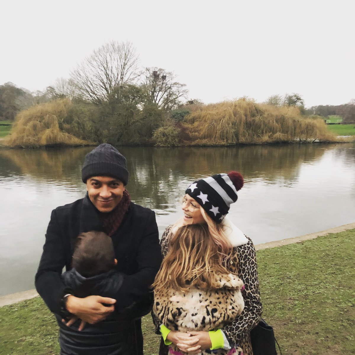 Our New Year’s Day tradition #walkinthepark 
Happy New Year from us! ???? https://t.co/rFpw7H70P3