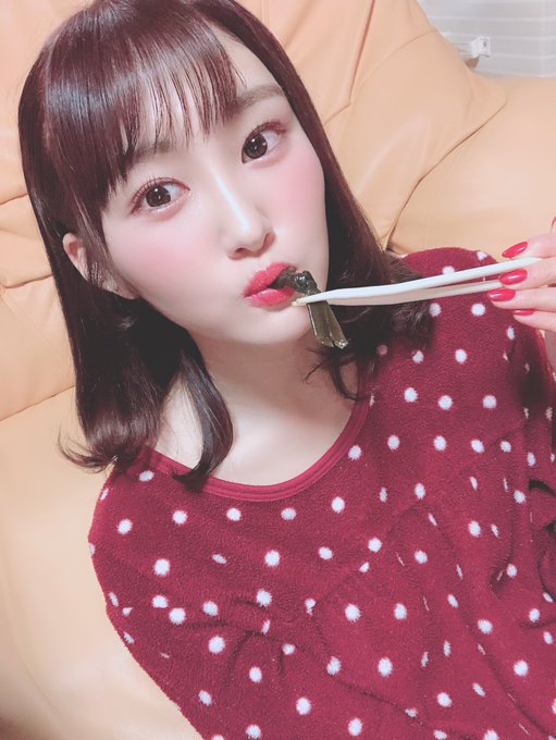 うどんの国に帰って来ました〜☺️🎍寝過ごさなくてよかった〜笑さっそくおせち☺️💗写真はこんぶ。笑 うどんの国に帰って来ました〜☺️🎍寝過ごさなくてよかった〜笑さっそくおせち☺️💗写真はこんぶ。笑