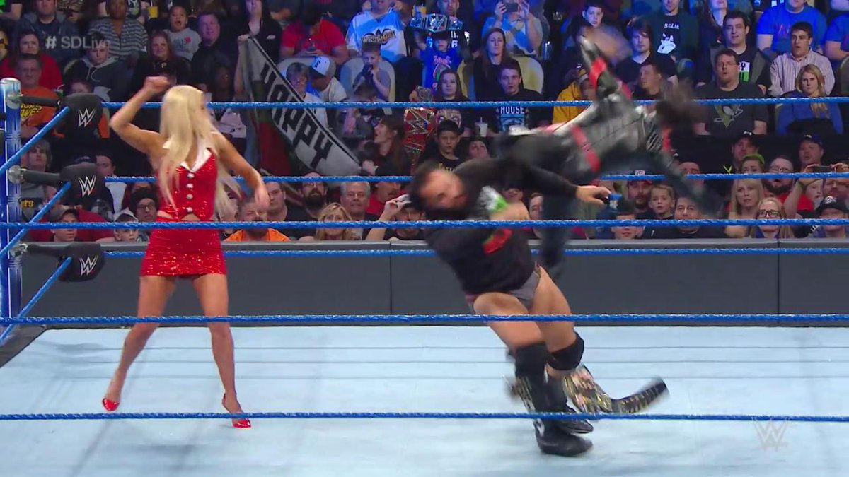 RT @WWE: .@LanaWWE was just trying to protect @RusevBUL... #SDLive https://t.co/eSJNuJ4MpP